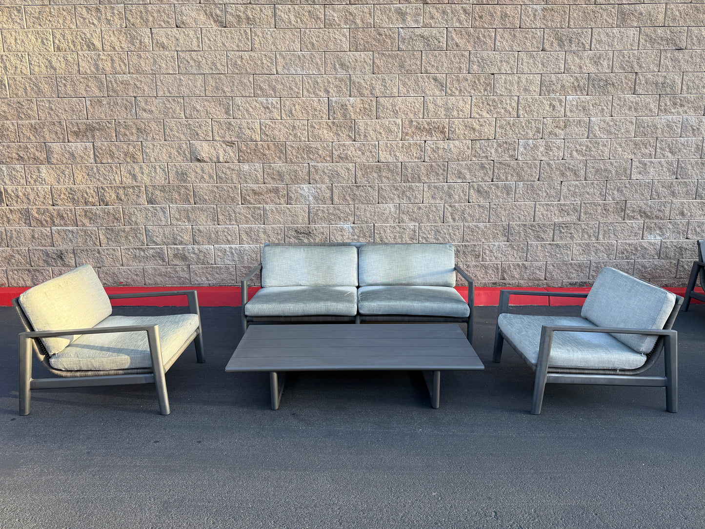 RH Mesa Aluminum Outdoor Set