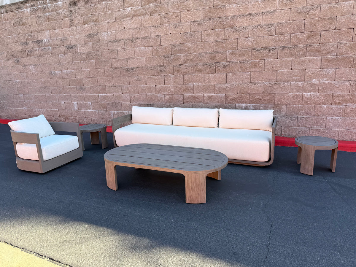 Restoration Hardware Outdoor Set