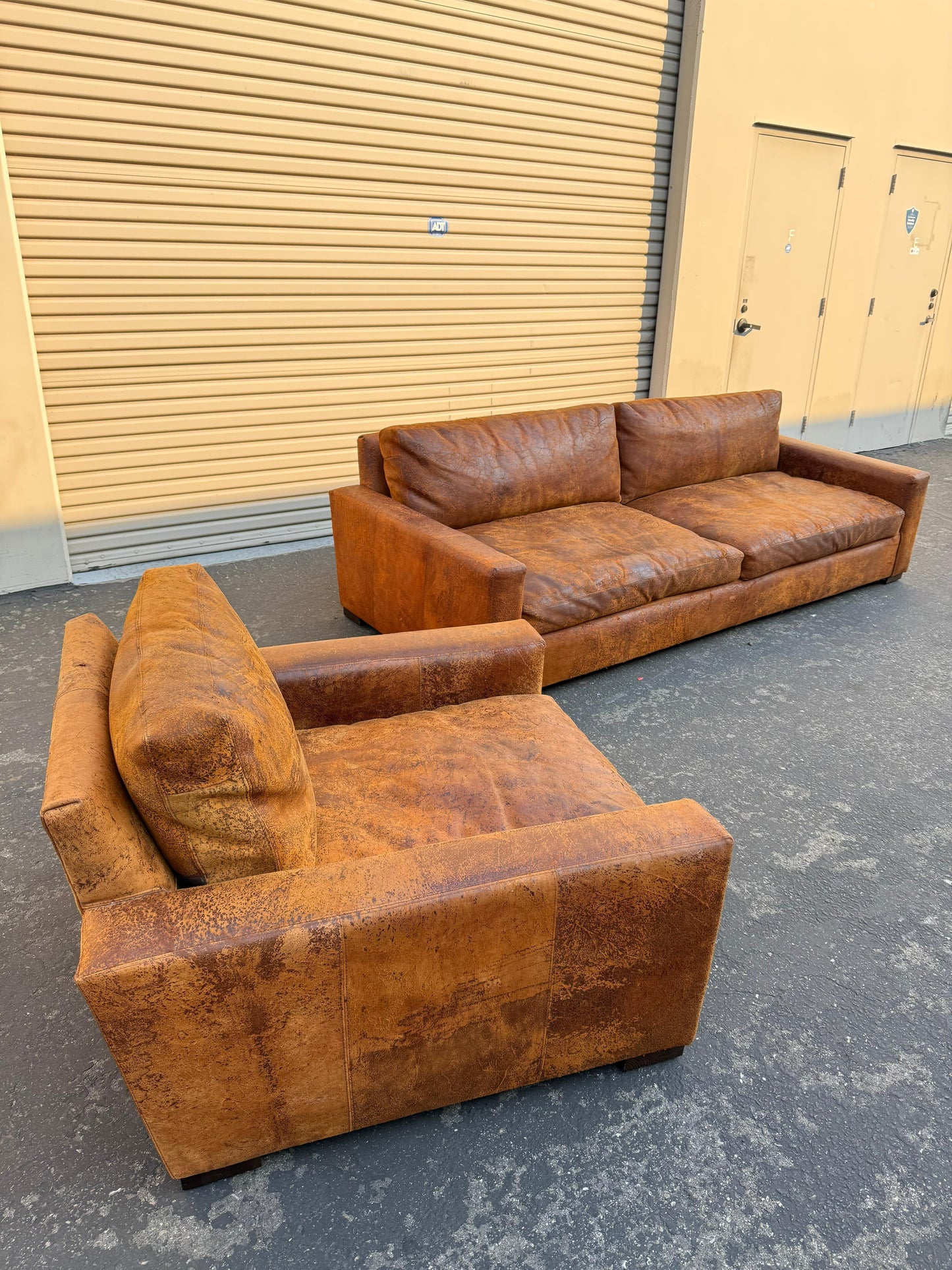 RH Maxwell Leather Set