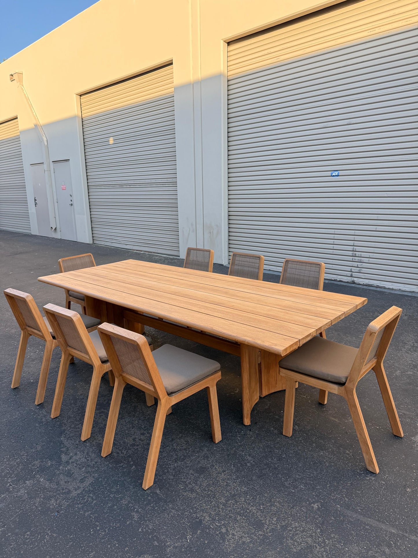 Restoration Hardware Dinning Table and Chairs