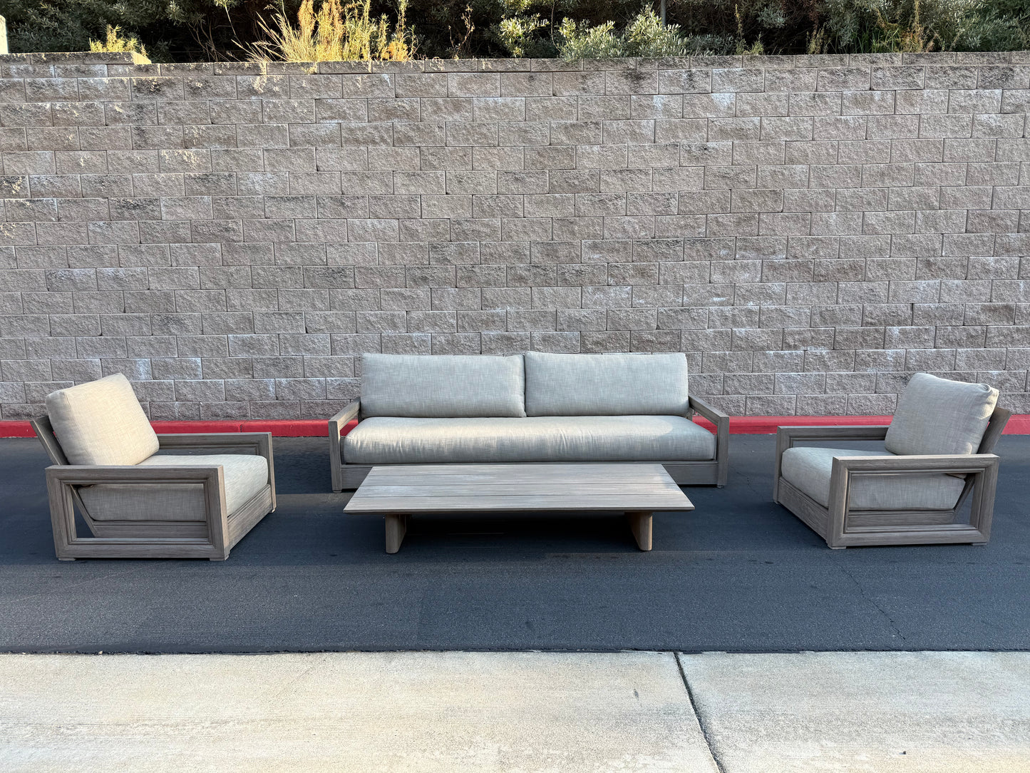 Restoration Hardware Outdoor Set