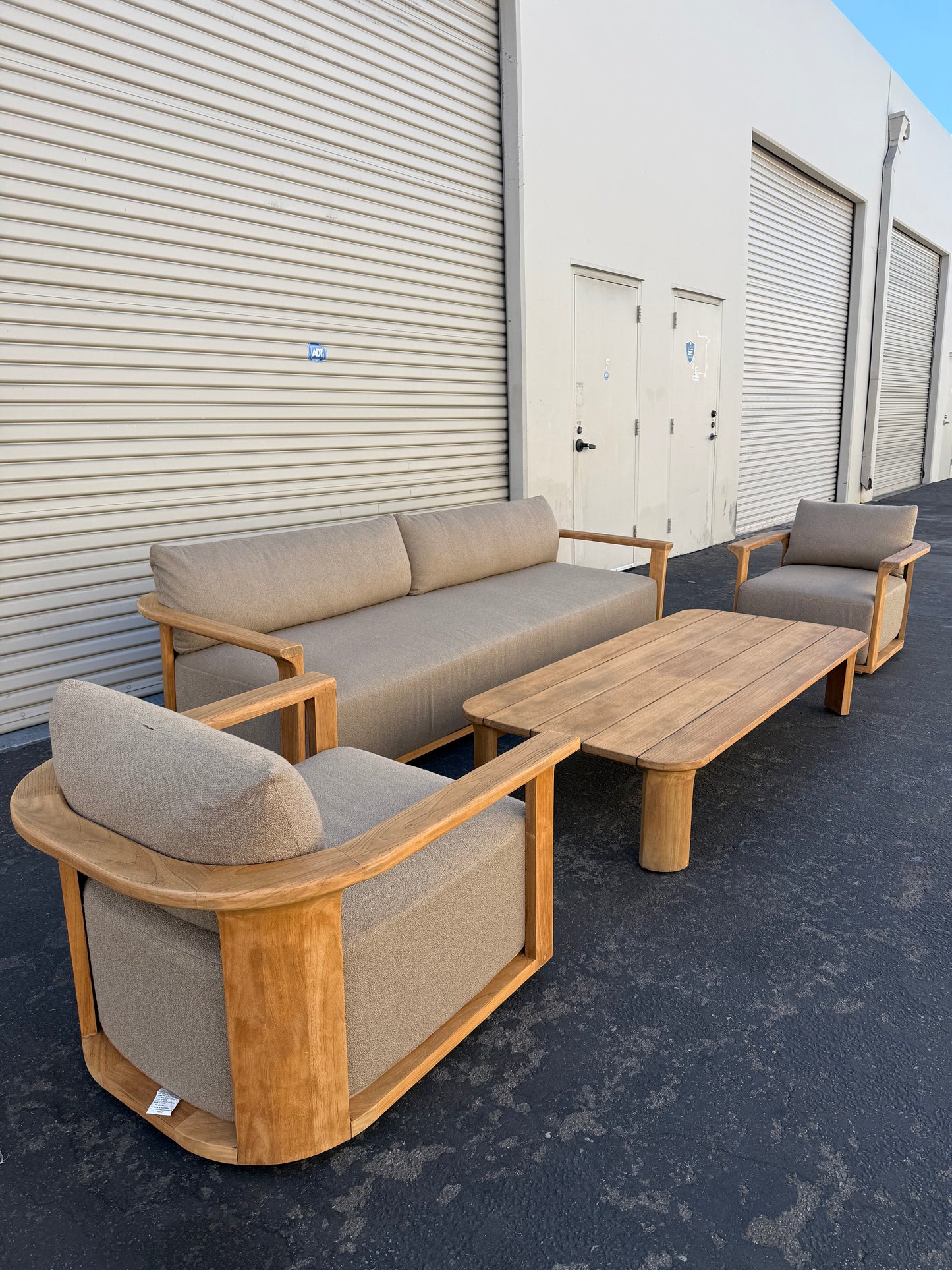 RH Lagos Outdoor Set