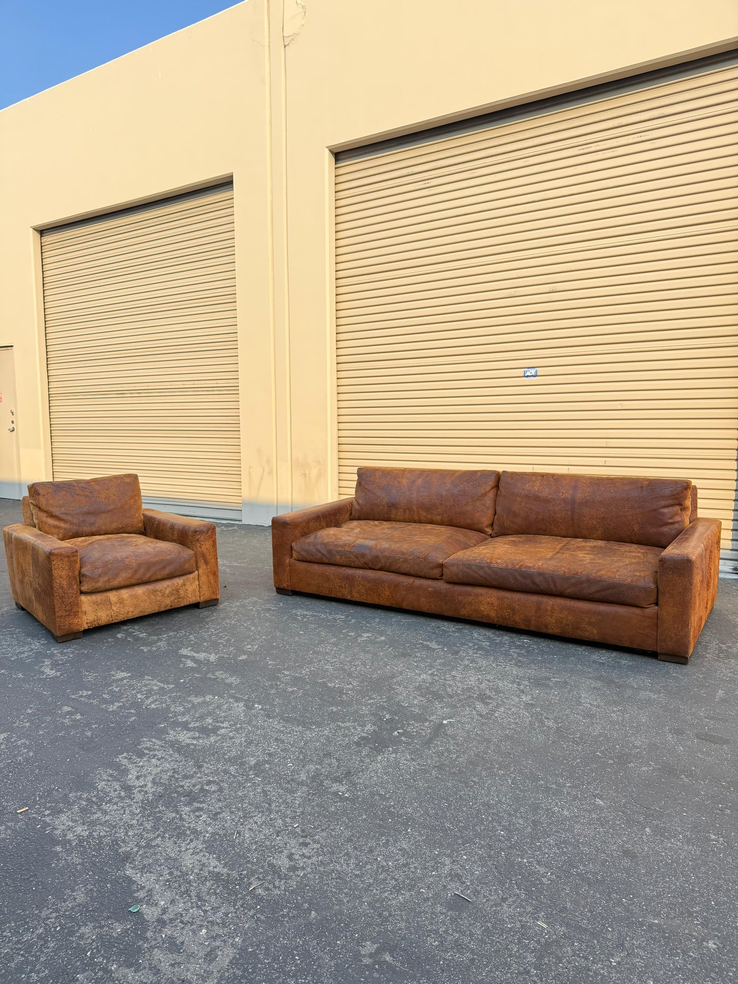 RH Maxwell Leather Set