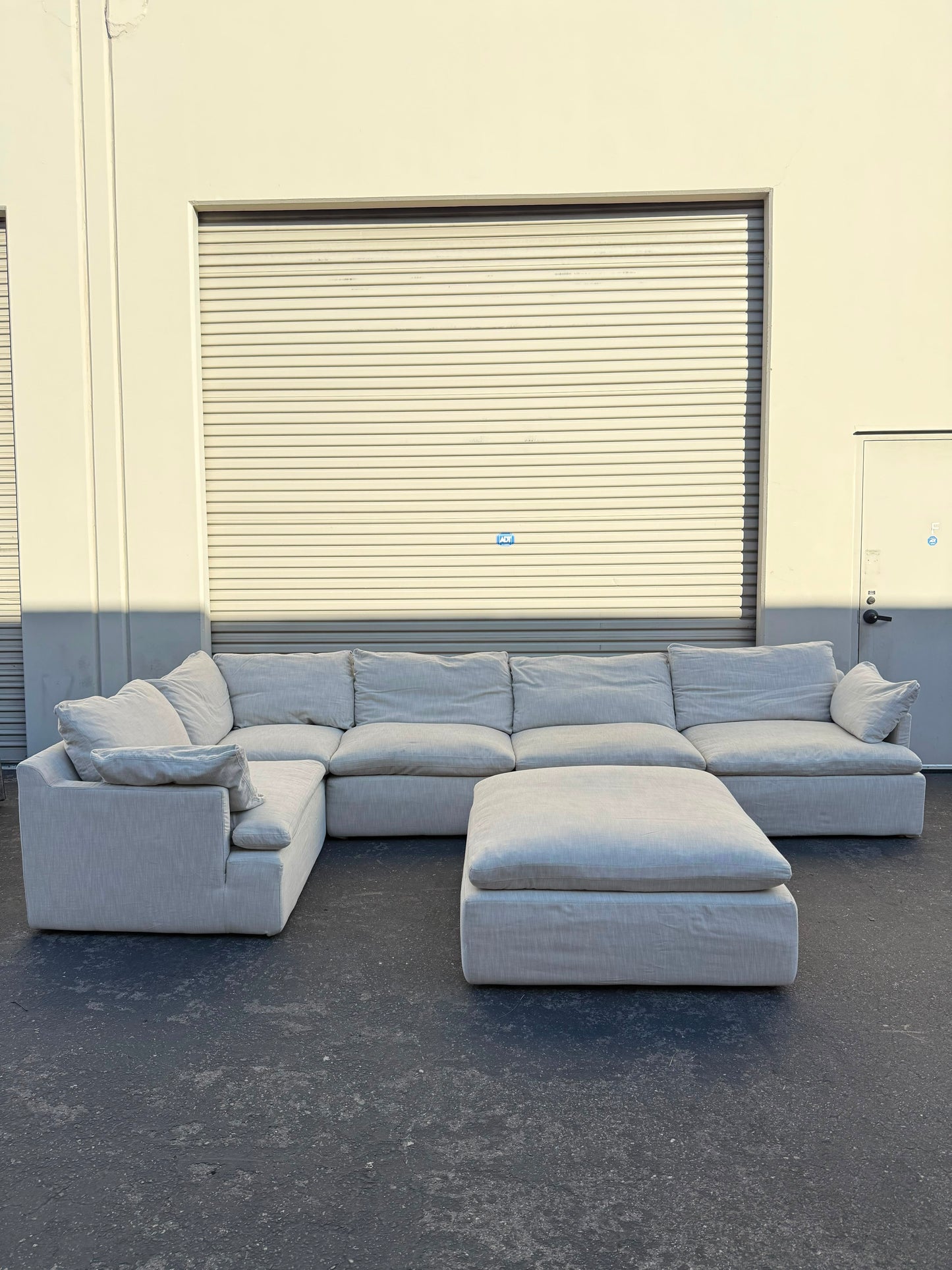 RH Track Arm Couch