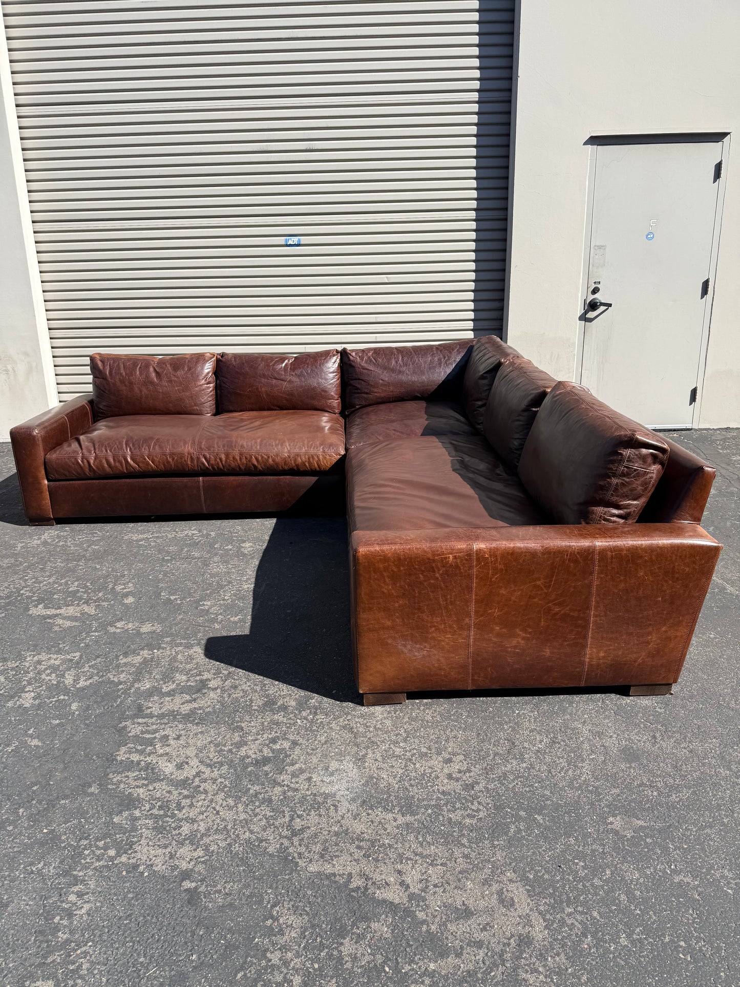 RH Leather Maxwell