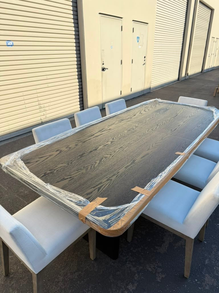 Restoration Hardware Dinning Table Set