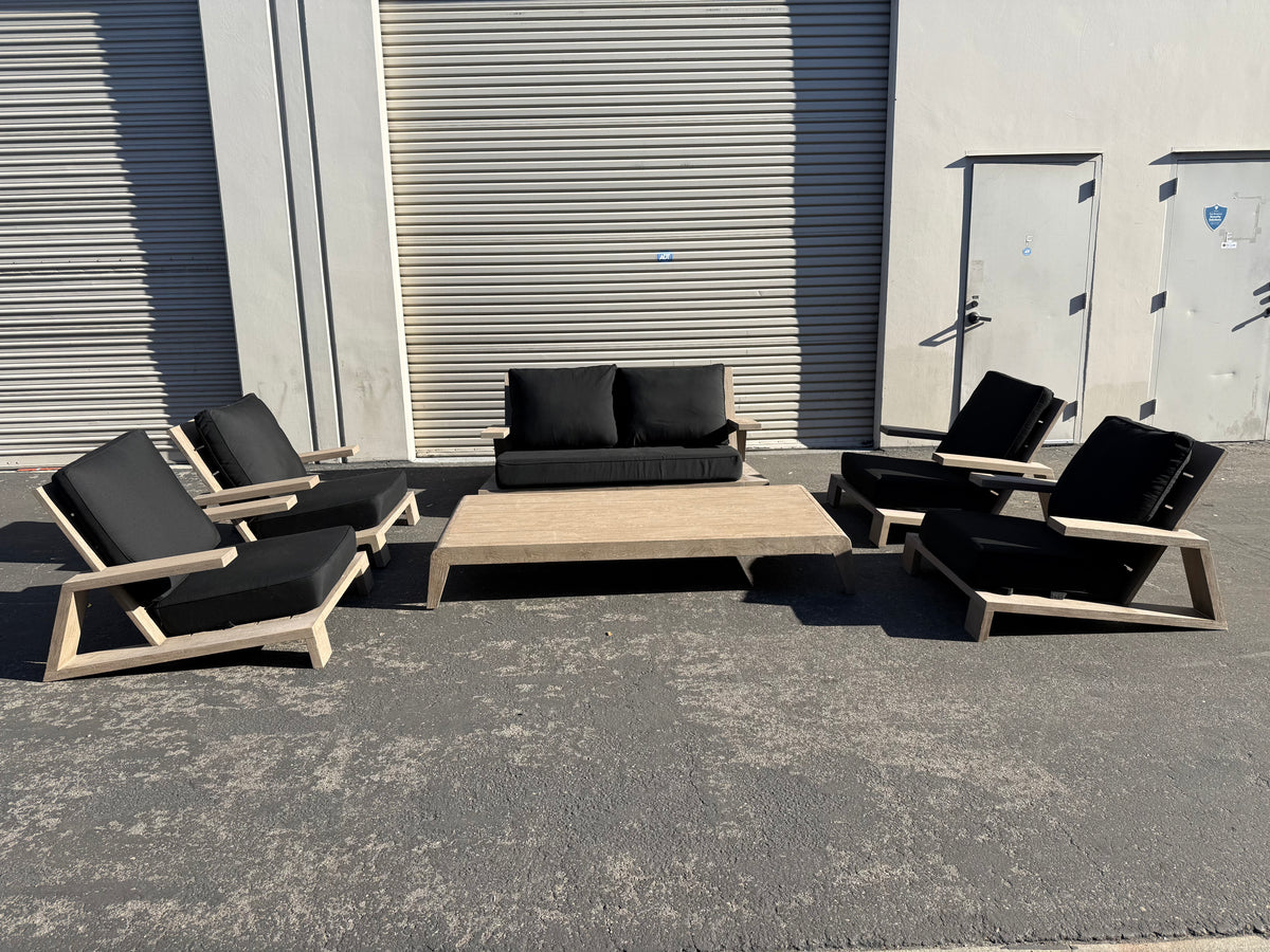 RH Outdoor Set