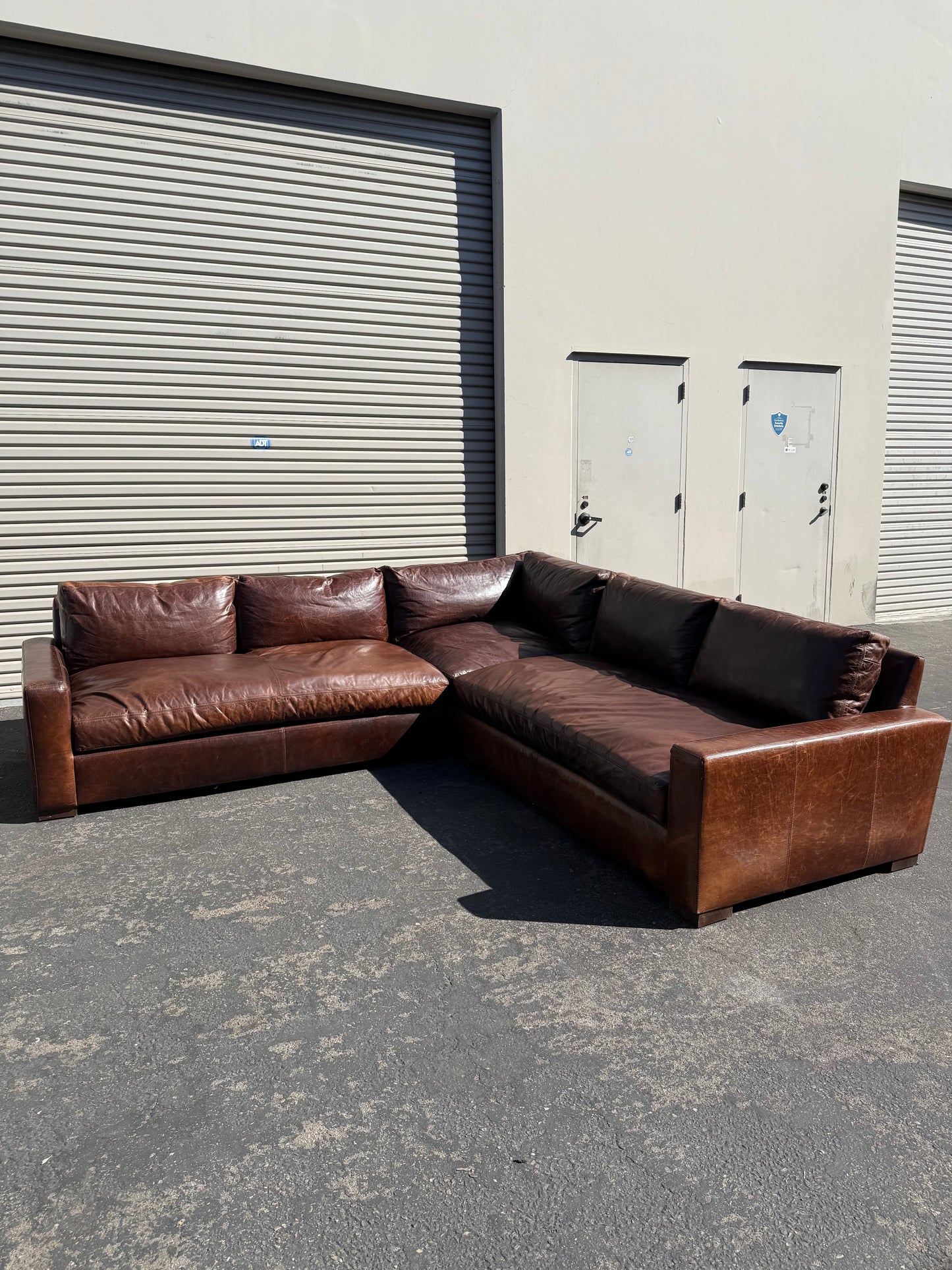 RH Leather Maxwell