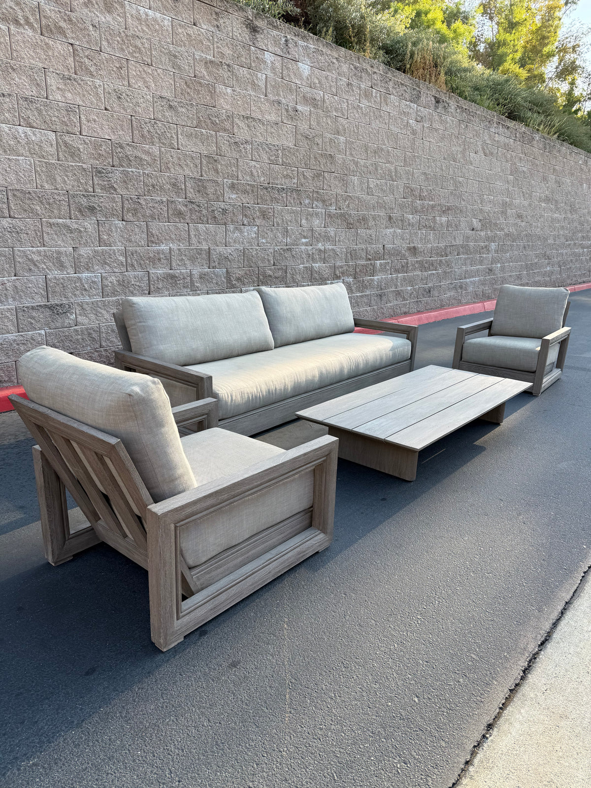 Restoration Hardware Outdoor Set