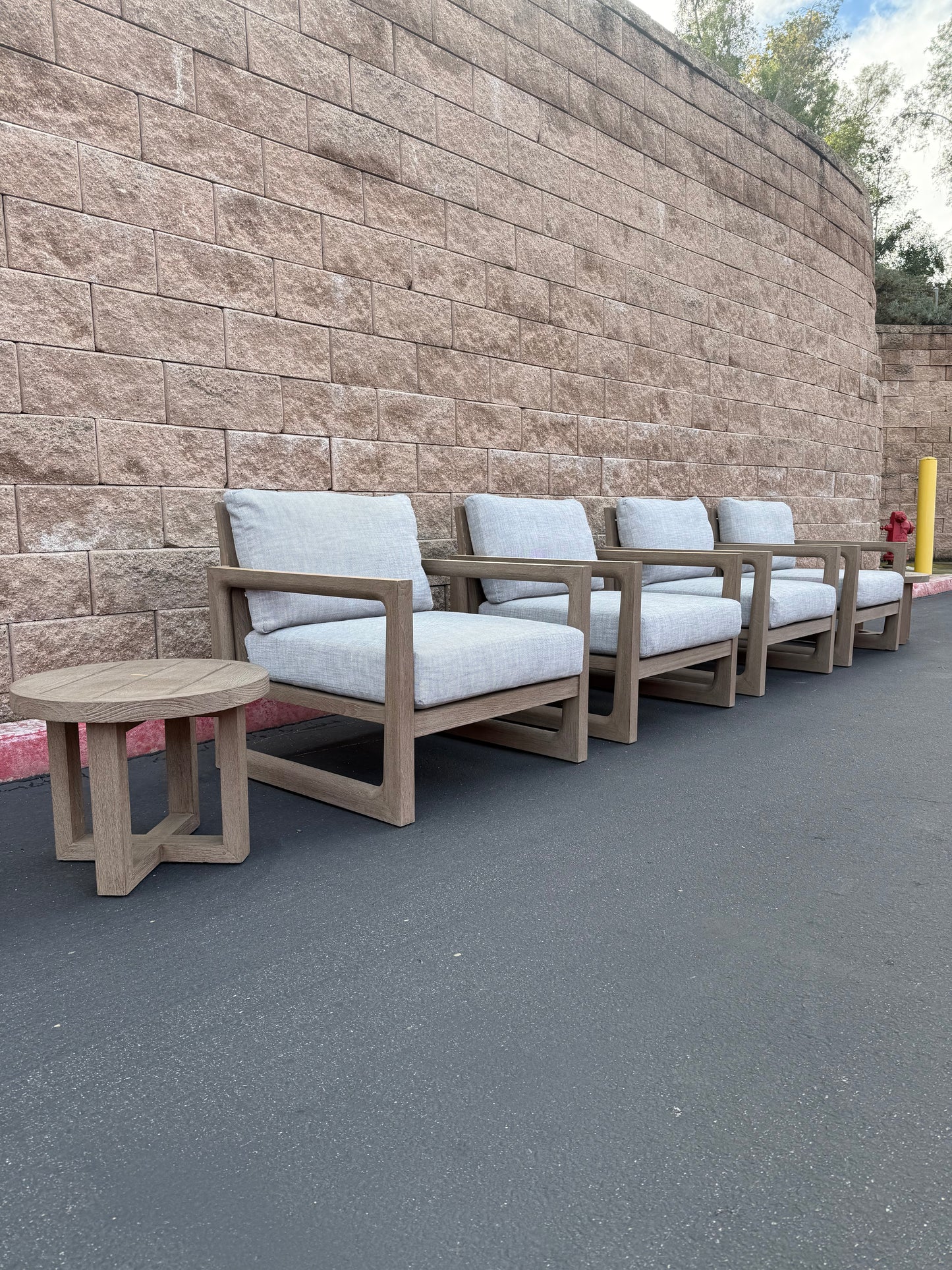 RH Outdoor Chairs Set