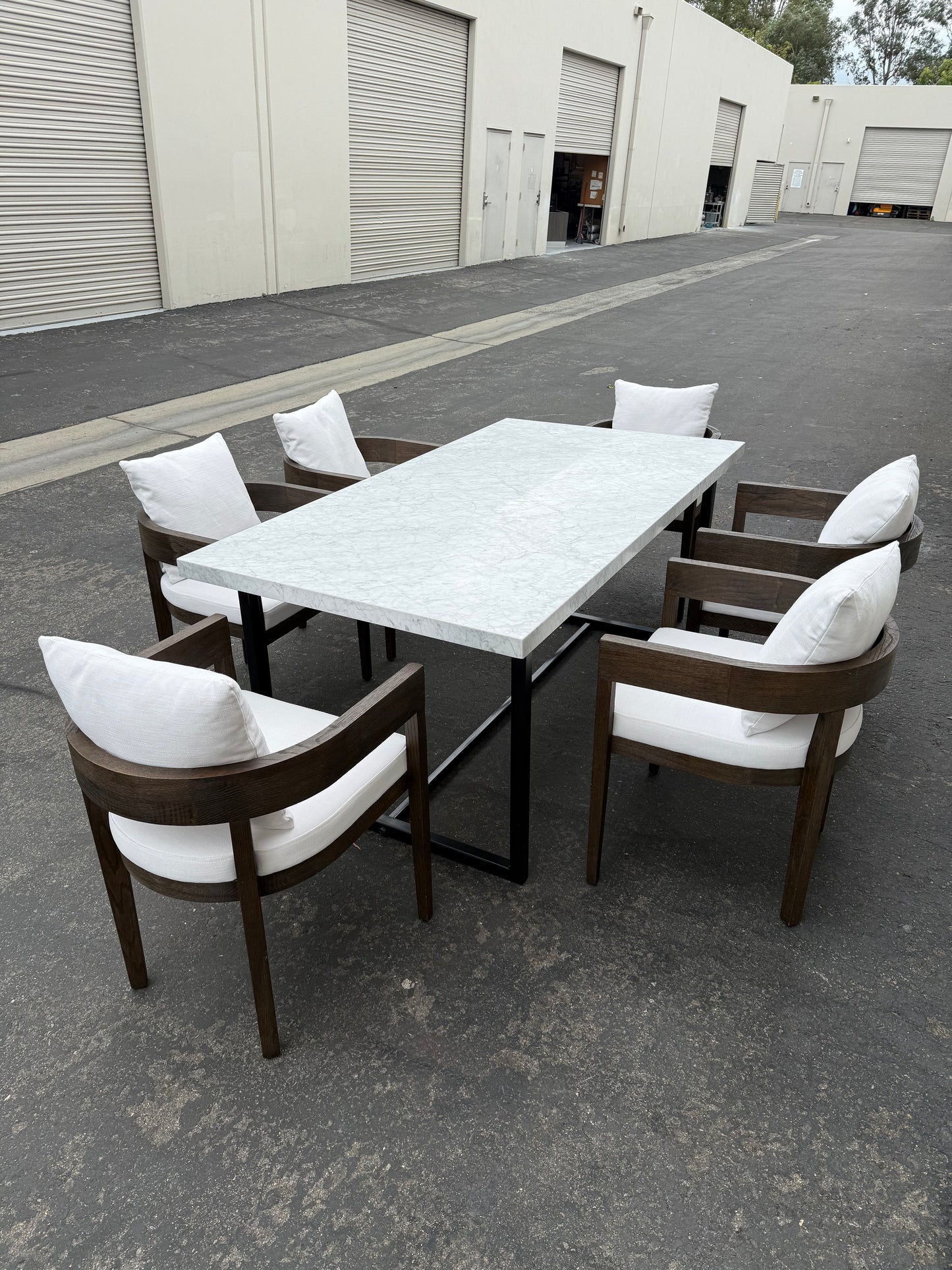 Restoration Hardware Dinning Set