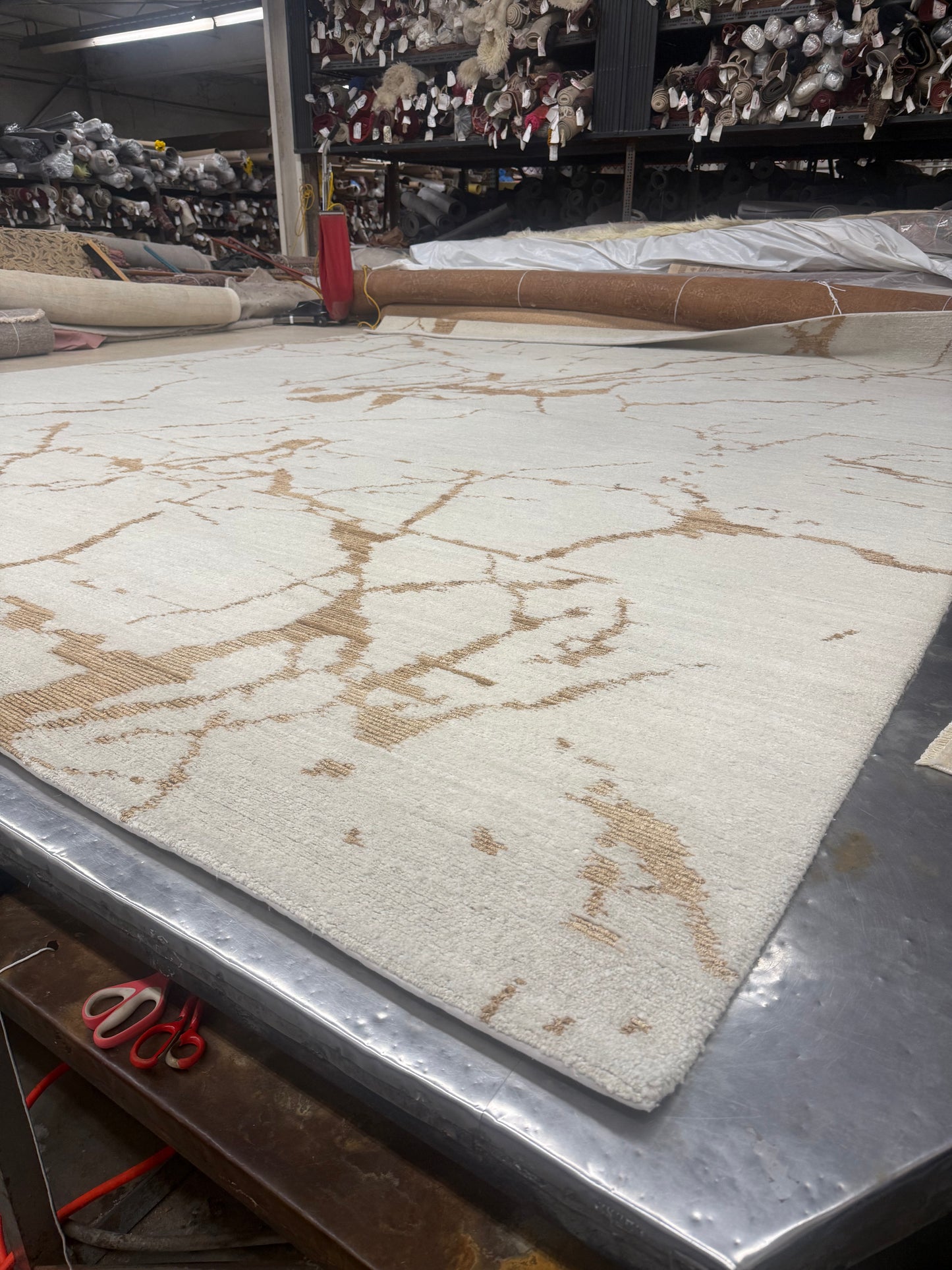 RH Lakshmi RUG
