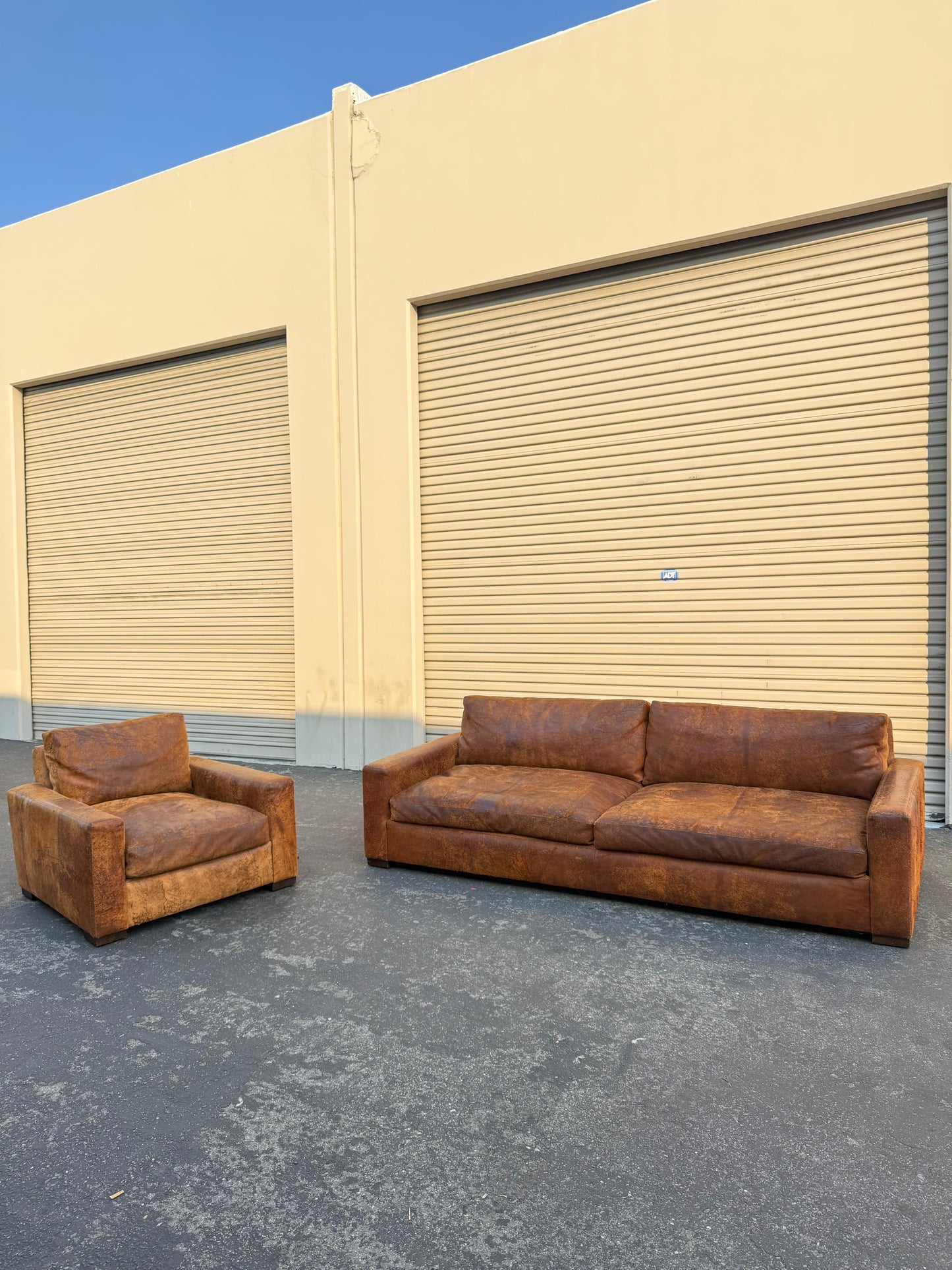 RH Maxwell Leather Set